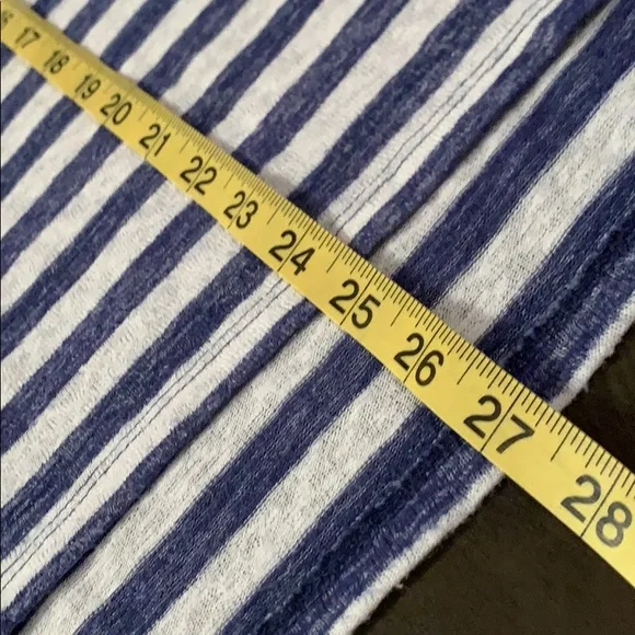 VINCE CAMUTO Top. Size X-Large - Picture 11 of 11